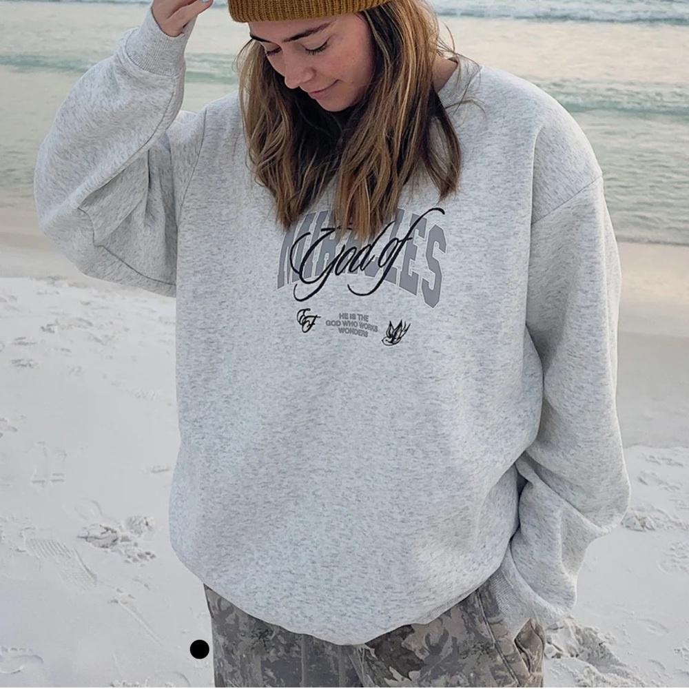 God of miracles, elevated faith, crewneck sweatshirt